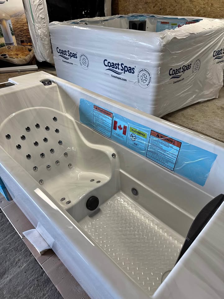 Coast Spas Elite Indulgence